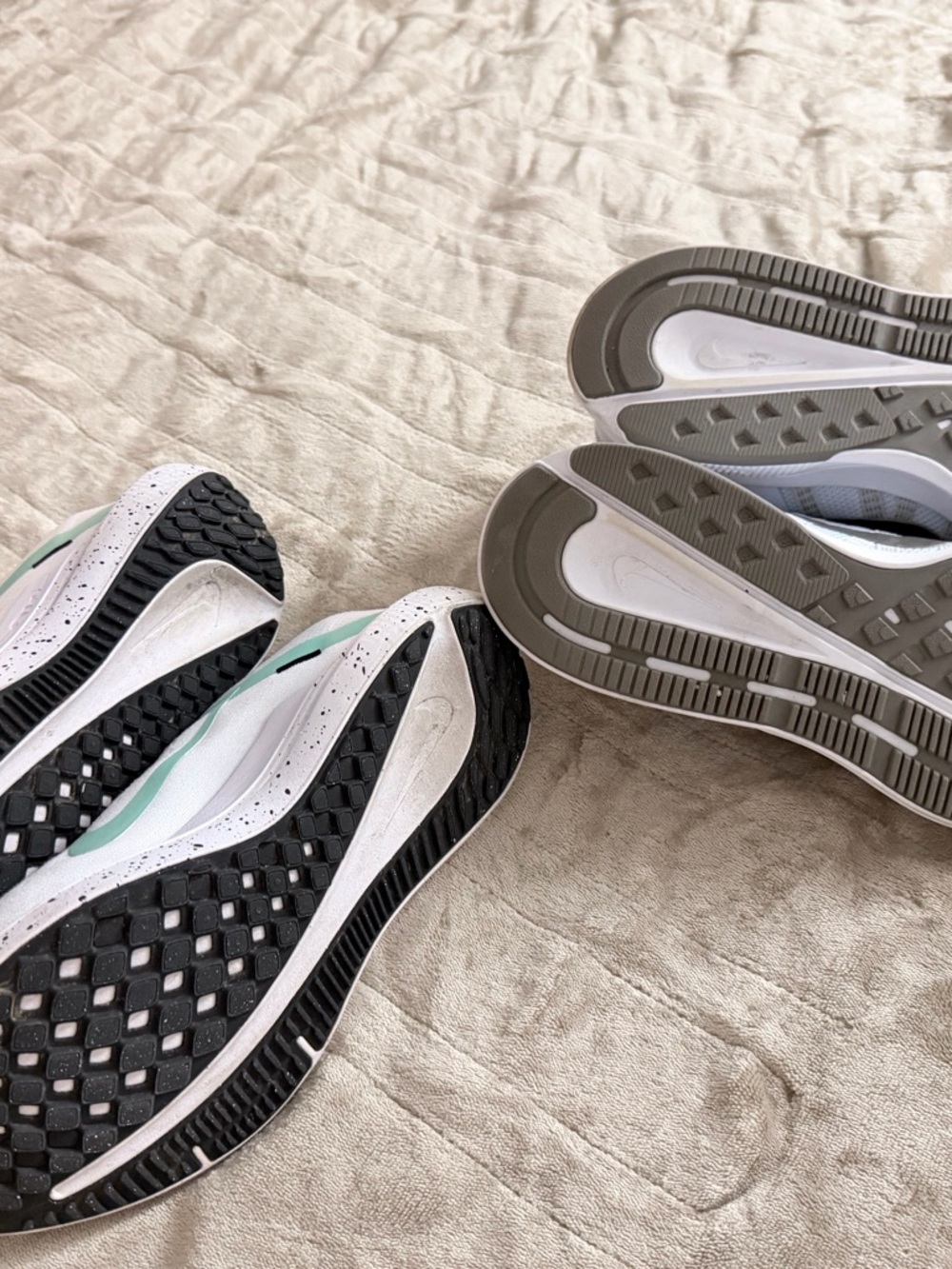 Nike Women's White & Mint Running Shoes 👟 2️⃣ Pairs! - Picture 2 of 5